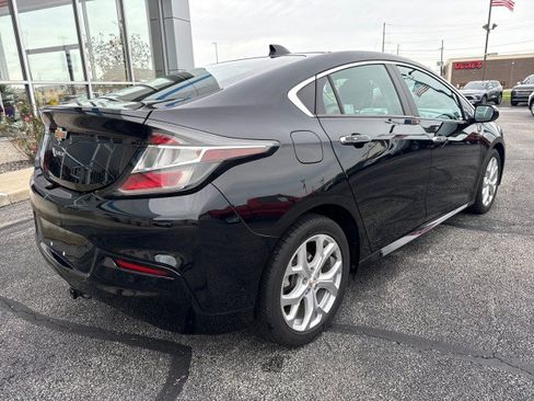 Used 2017 Chevrolet Volt Premier FWD image 3