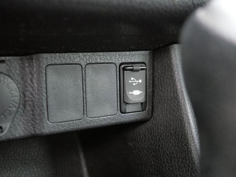 Certified 2019 Toyota Corolla LE FWD image 31