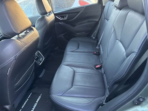 Used 2021 Subaru Forester Touring image 10