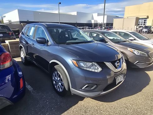 Used 2016 Nissan Rogue S AWD/4WD image 16