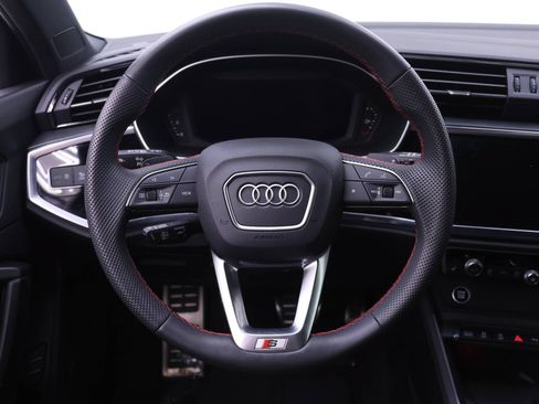 Certified 2025 Audi Q3 2.0T Premium Plus w/ Premium Plus Package AWD/4WD image 18
