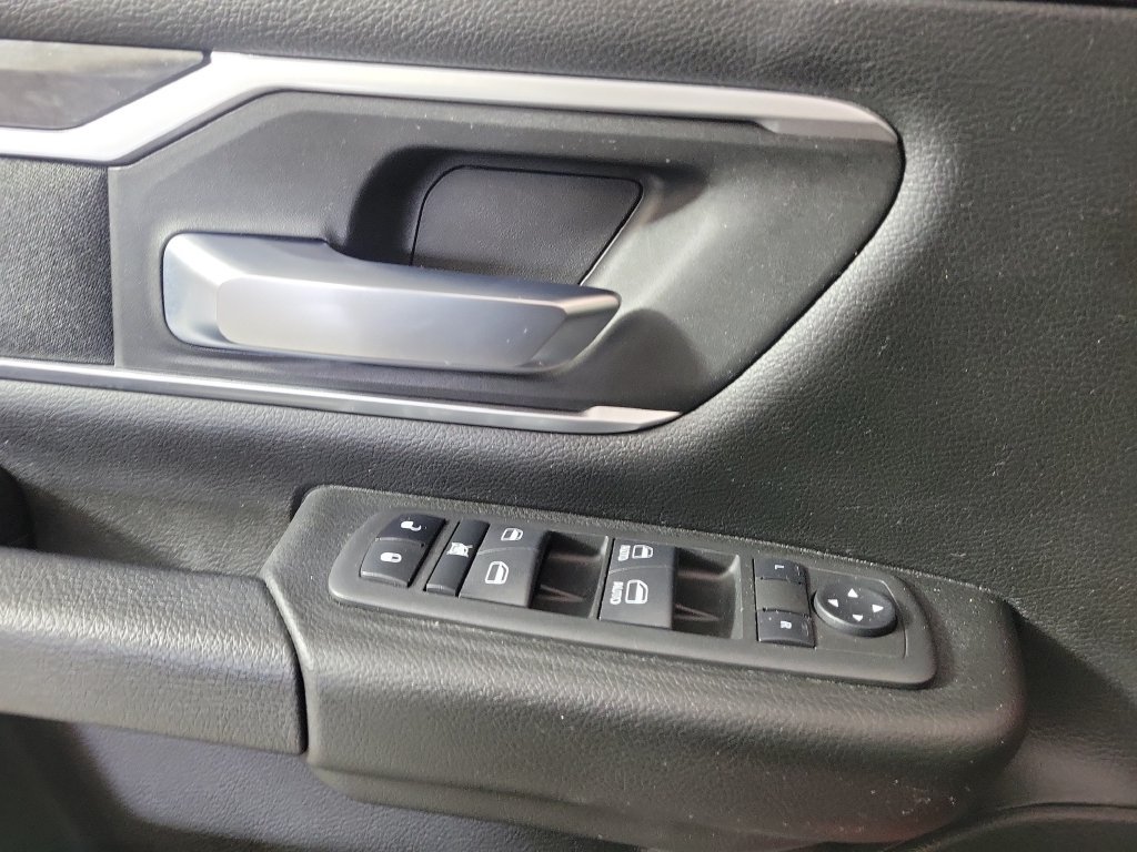 Used 2022 RAM 1500 Big Horn RWD image 17
