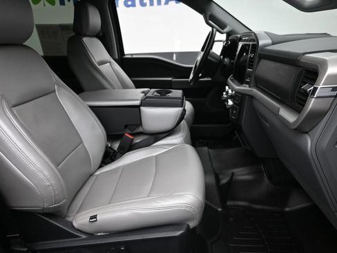 Used 2022 Ford F150 XLT w/ Equipment Group 302A High AWD/4WD image 9