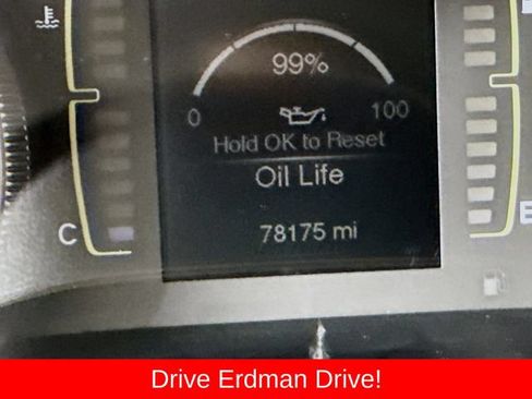 Used 2018 Jeep Cherokee Latitude FWD image 32