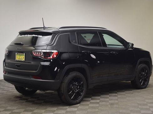 New 2026 Jeep Compass Latitude image 6