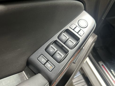 Used 2019 GMC Yukon SLT w/ HD Trailering Package AWD/4WD image 24