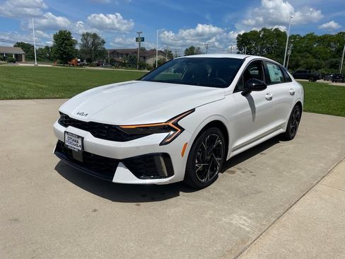 New 2026 Kia K5 GT-Line image 2