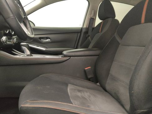 Used 2021 Nissan Sentra SR FWD image 17
