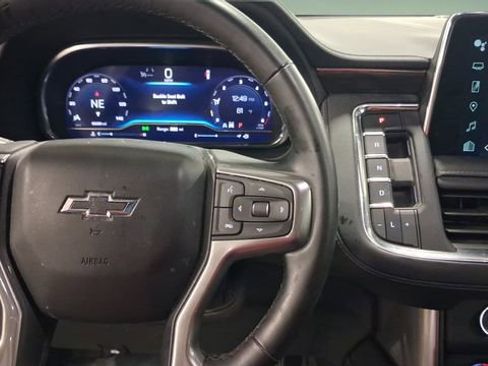 Used 2024 Chevrolet Tahoe Z71 w/ Luxury Package AWD/4WD image 12