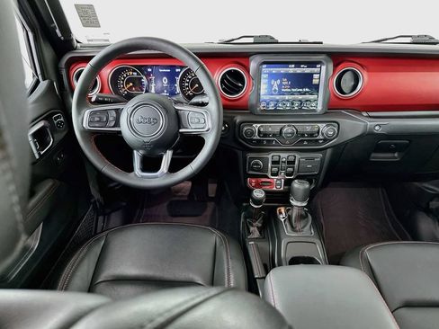 Used 2023 Jeep Gladiator Rubicon w/ Cold Weather Group AWD/4WD image 23