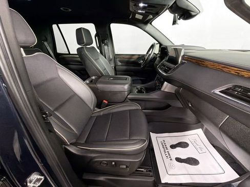 Used 2024 Chevrolet Tahoe Premier AWD/4WD image 33