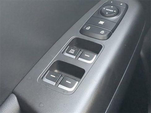 Used 2020 Kia Sportage LX image 22