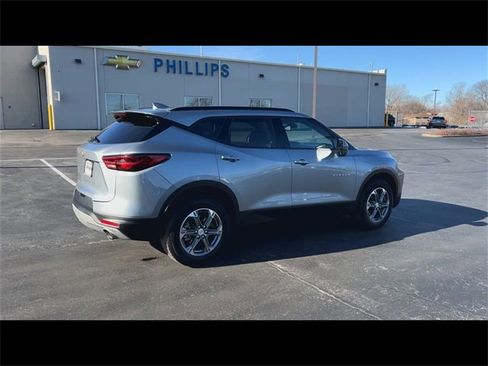 Certified 2024 Chevrolet Blazer LT w/ Convenience Package image 8