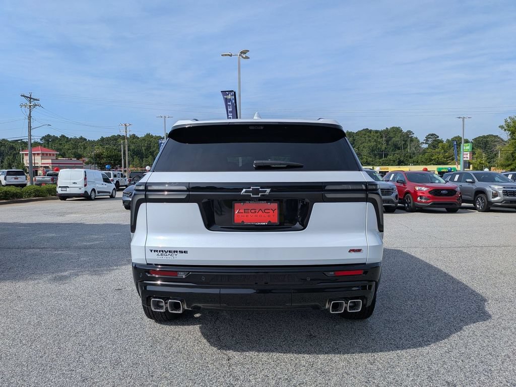 New 2026 Chevrolet Traverse RS w/ LPO, Floor Liner Package FWD image 7