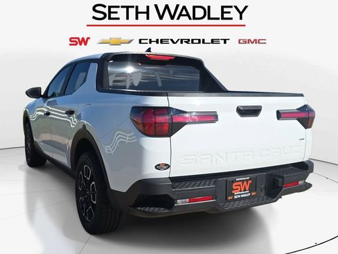 Used 2022 Hyundai Santa Cruz SEL AWD/4WD image 5