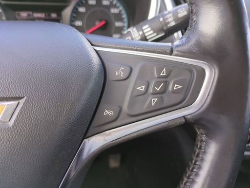 Used 2018 Chevrolet Equinox LT FWD image 29