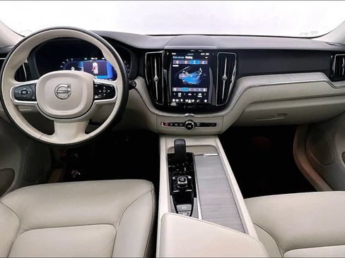 Used 2024 Volvo XC60 B5 Plus w/ Protection Package Premier AWD/4WD image 18
