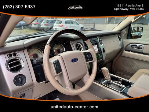 Used 2013 Ford Expedition Limited image 16