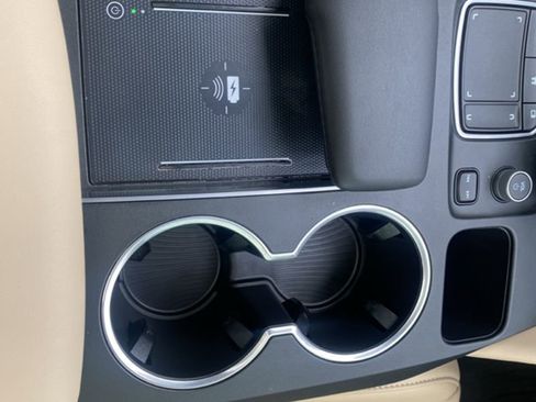 Certified 2024 Acura MDX w/Technology Package image 29