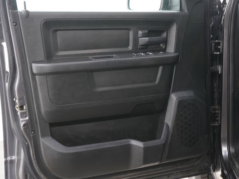 Used 2020 RAM 1500 Express w/ Wheel & Sound Group image 20