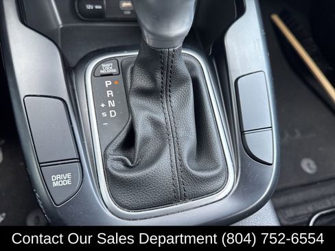 Used 2025 Kia Soul LX w/ LX Technology Package image 24