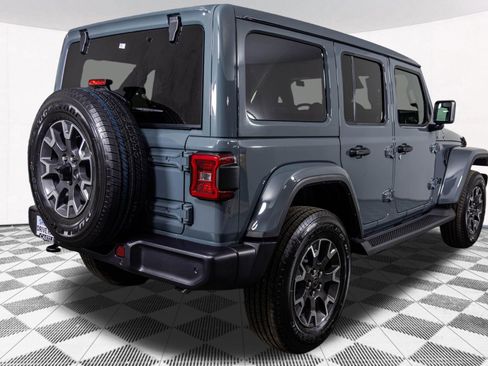 New 2026 Jeep Wrangler Unlimited Sahara AWD/4WD image 14
