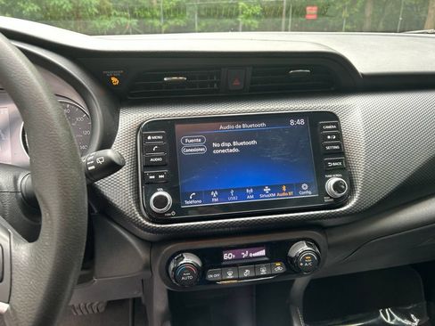 Used 2021 Nissan Kicks SV FWD image 18