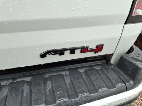 Used 2021 GMC Canyon AT4 AWD/4WD image 6