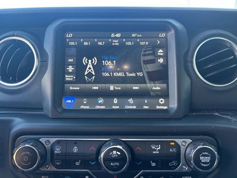 Used 2021 Jeep Wrangler Unlimited Rubicon 4xe w/ Cold Weather Group image 23