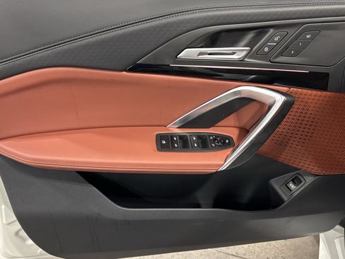 New 2027 BMW X2 xDrive28i AWD/4WD image 11