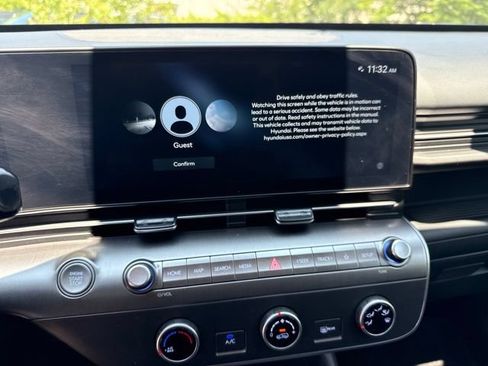 Used 2025 Hyundai Kona SE AWD/4WD image 5