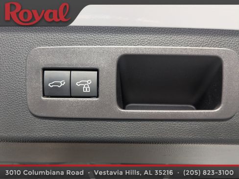 Used 2025 Lexus LX 600 4WD w/ Appearance Package image 17