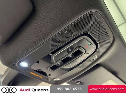 Certified 2025 Audi Q5 2.0T Premium Plus w/ Premium Plus Package AWD/4WD image 33