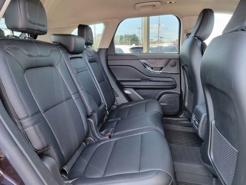 Certified 2023 Lincoln Corsair AWD w/ Equipment Group 101A image 23