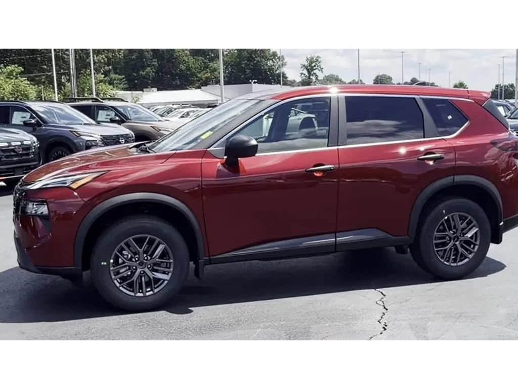 New 2026 Nissan Rogue S FWD image 6