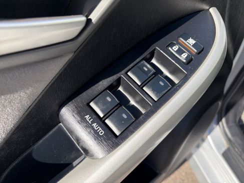 Used 2014 Toyota Prius Three FWD image 15