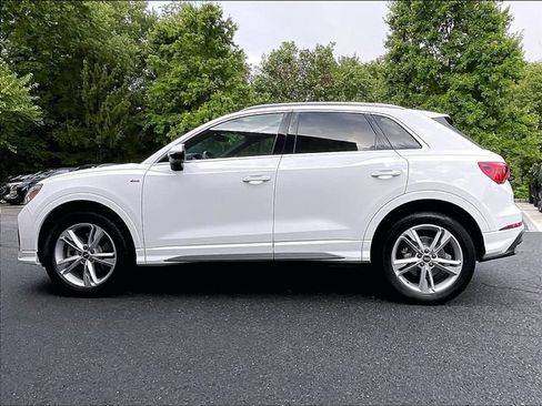 Certified 2024 Audi Q3 2.0T Premium AWD/4WD image 3