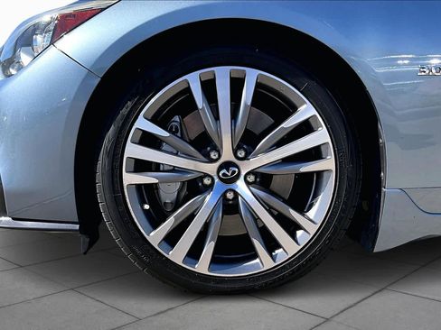 Used 2018 INFINITI Q50 Sport image 9