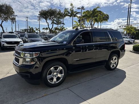 Used 2018 Chevrolet Tahoe LS w/ All-Season Package image 11
