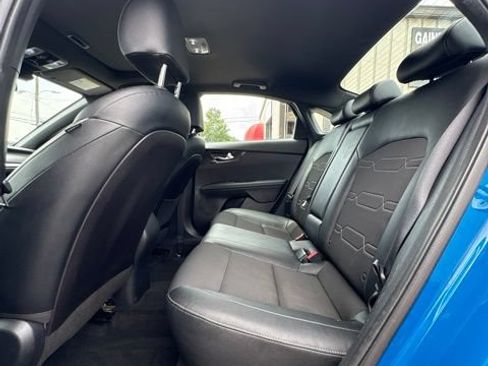 Used 2022 Kia Forte GT-Line w/ GT-Line Premium Package FWD image 14