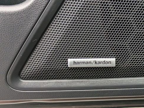 Used 2022 Subaru Outback Limited XT image 14