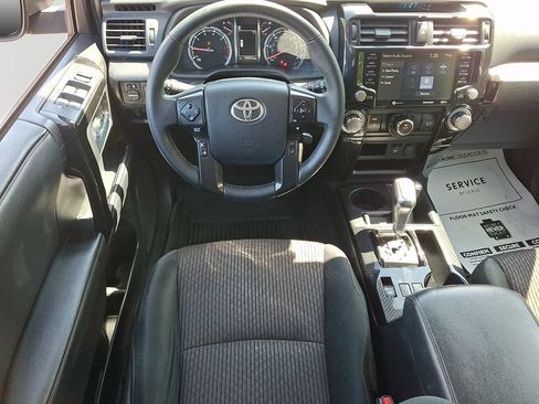 Used 2020 Toyota 4Runner TRD Off-Road AWD/4WD image 12
