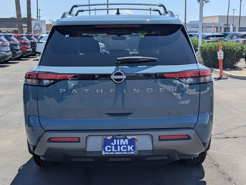 New 2026 Nissan Pathfinder SL FWD image 3