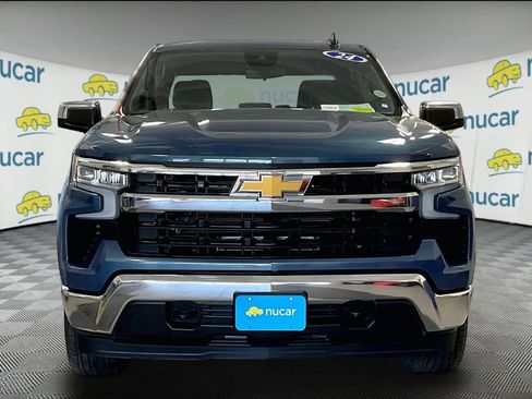 Used 2024 Chevrolet Silverado 1500 LT AWD/4WD image 2