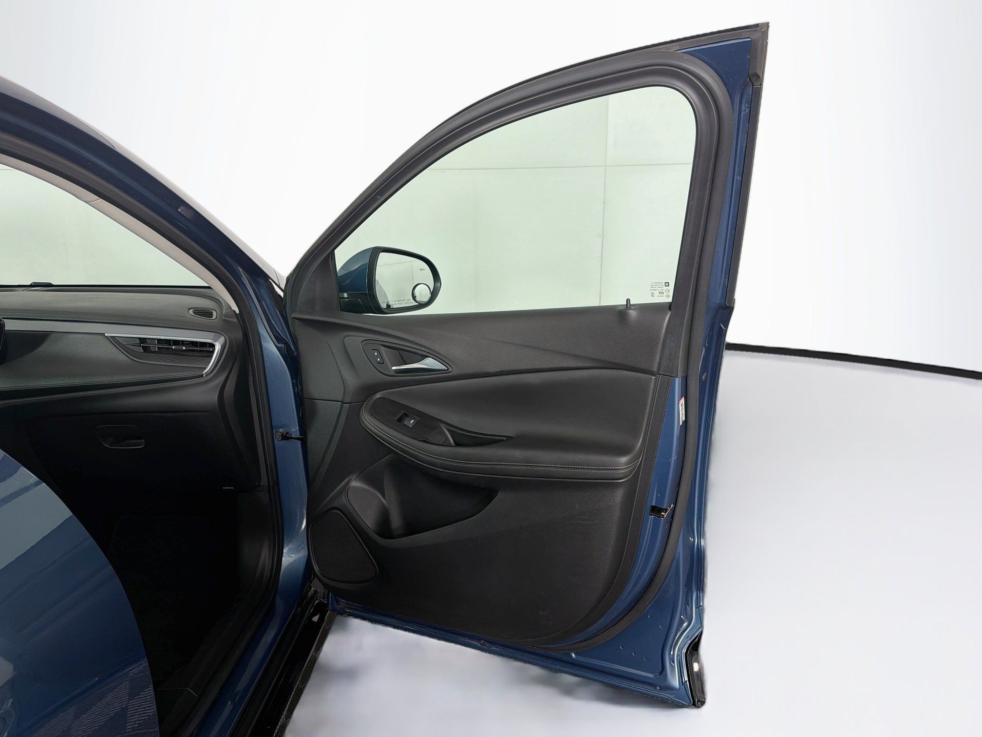 Used 2024 Buick Encore GX Sport Touring w/ Experience Buick Package FWD image 32
