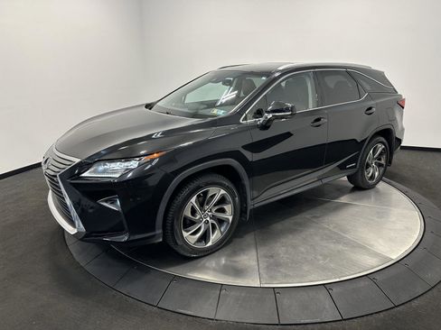 Used 2018 Lexus RX 450hL Luxury image 3