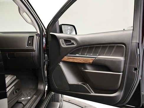 Used 2022 GMC Canyon Denali w/ Denali Black Edition Package image 40