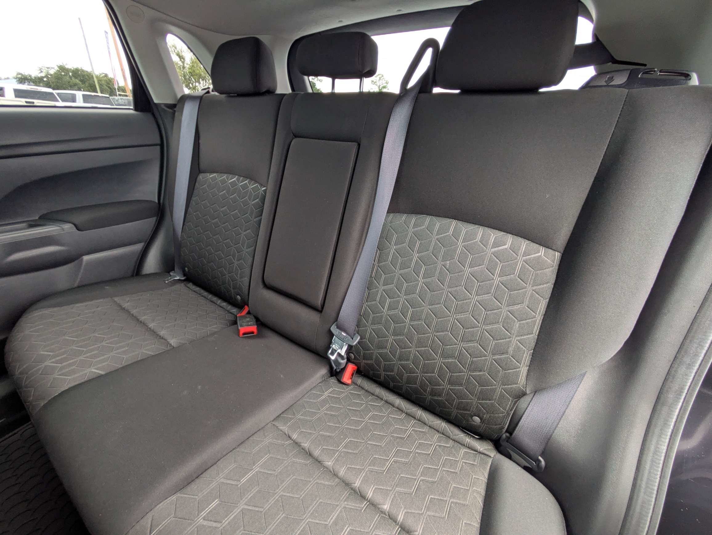 Used 2026 Mitsubishi Outlander Sport AWD image 8