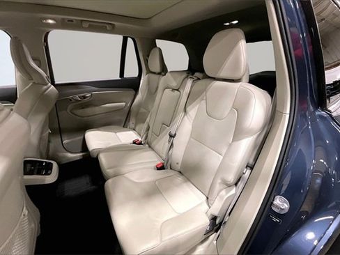 Certified 2024 Volvo XC90 B5 Core w/ Protection Package Premier image 27