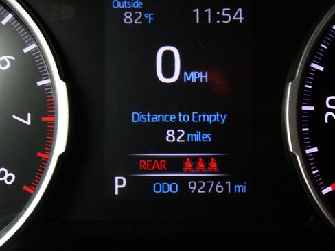 Used 2020 Toyota RAV4 XLE AWD/4WD image 20